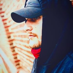 Meet your Posher, Christian